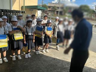 周南市今宿小学校の制服 新品 記名あり 135A 今宿小学校／ホームメイト