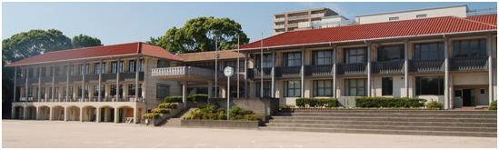 周南市立徳山小学校